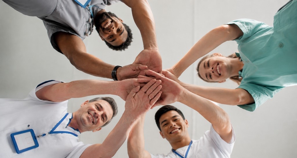 ZorgpuntConnect werft en selecteert zorgprofessionals voor vaste functies